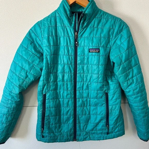 Patagonia is nano puff size smalll. Good used condition. Fun blue color. - Picture 1 of 4